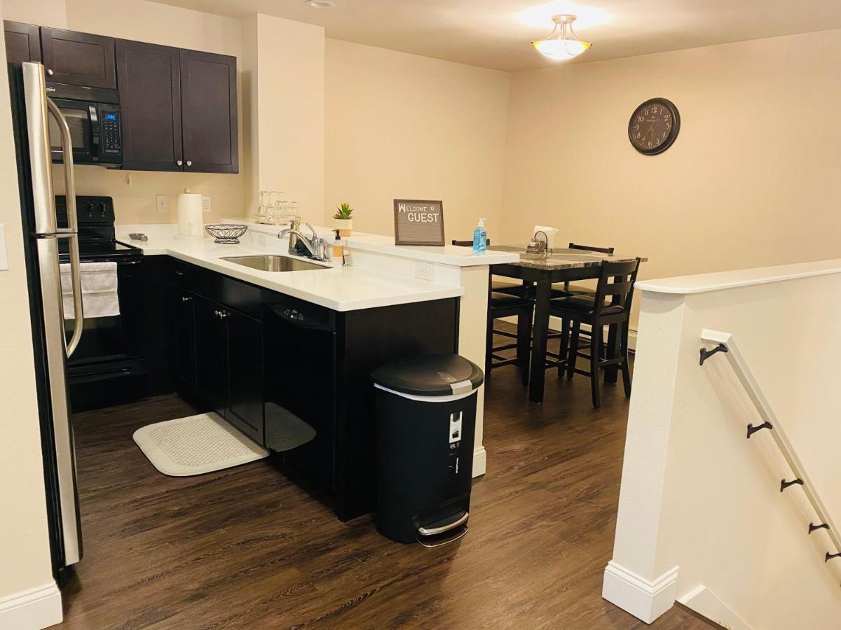 Beautiful 2 Bedroom 1 Bath Apartment With Private Garage Anchorage Exterior foto