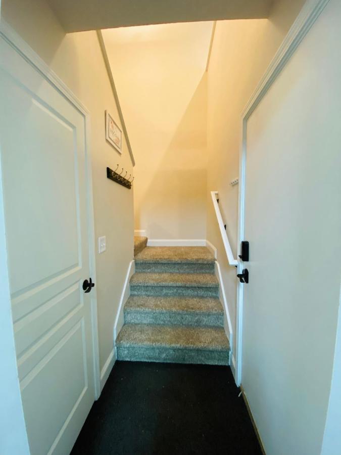 Beautiful 2 Bedroom 1 Bath Apartment With Private Garage Anchorage Exterior foto